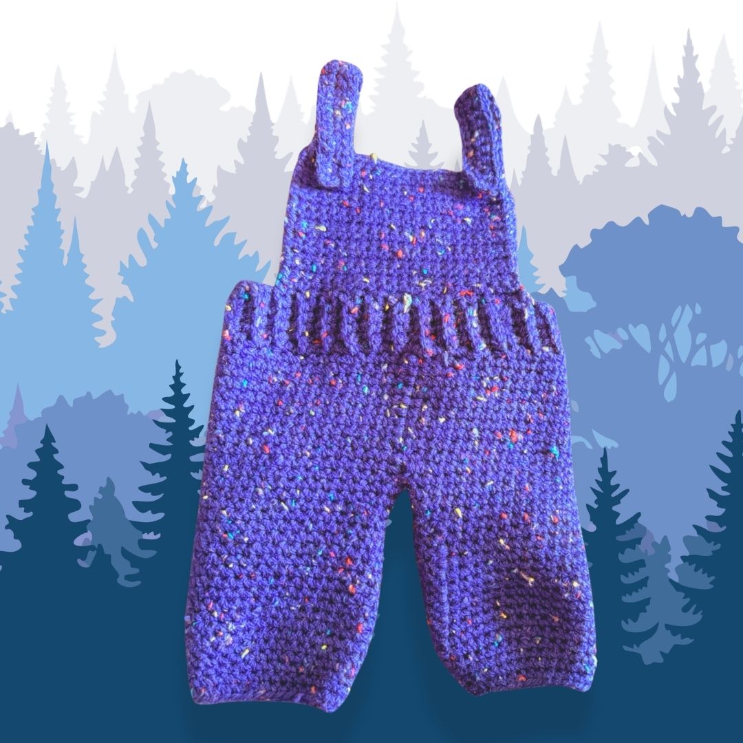 Taisce Beag Dungarees (0–3 Months)