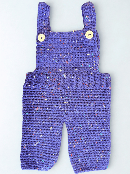 Taisce Beag Dungarees (0–3 Months)
