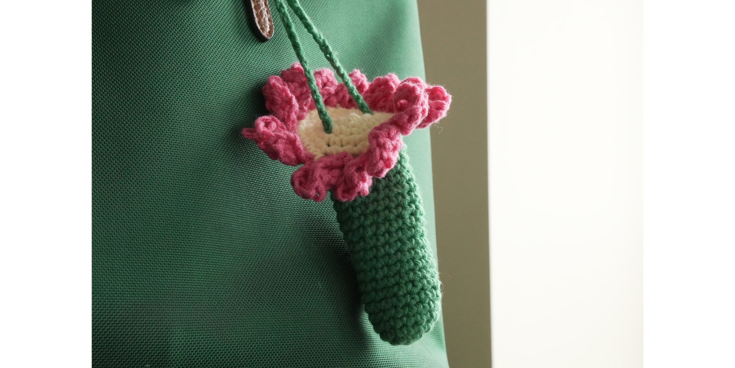 Bláth Béil Lipstick Holder