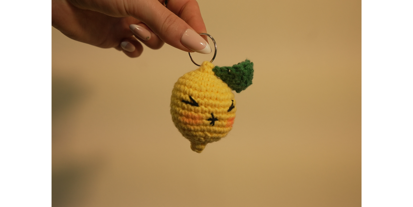 Súmhar Slice – Crochet Lemon Bag Charm